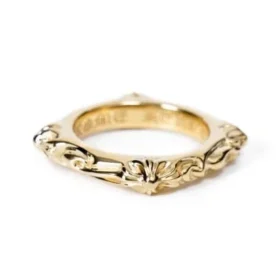 Anillo de banda SBT de oro de 22 quilates