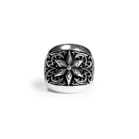 Anillo de estrella ovalada de Chrome Hearts – Clásico