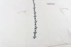 Camiseta Chrome Hearts x Comme des Garçons Camiseta Chrome Hearts x Comme des Garçons