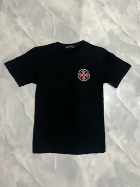Camiseta Red Cross de Chrome Hearts