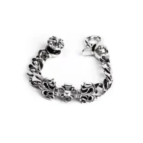 Pulsera con broche de cruz cuadrada de filigrana