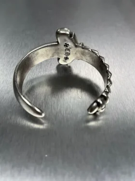 Pulseras Dagger de Chrome Hearts 