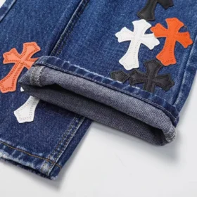 Vaqueros de denim con cruz azul de Chrome Hearts Vaqueros de denim con cruz azul de Chrome Hearts